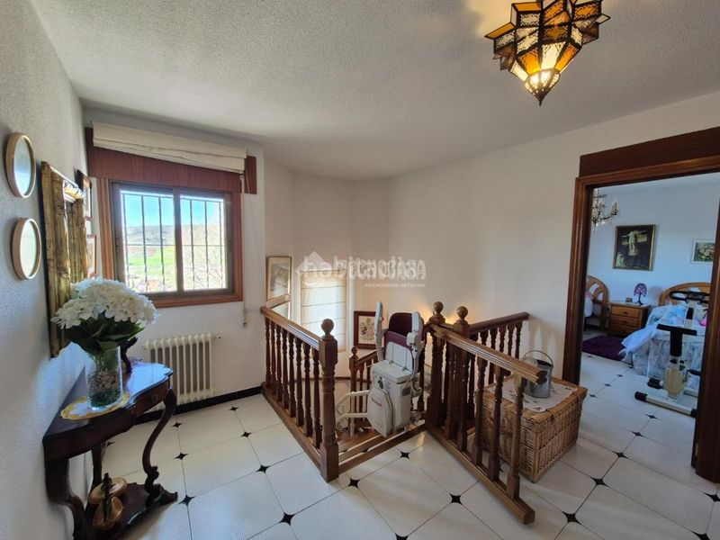 Foto f83f2953-0454-4fd4-85f8-82e0a0a5ee13. Casa amb calefacció aparcament a Sigüenza