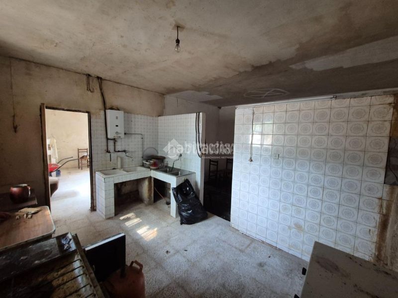 Foto 2c037d88-c300-4378-9eb4-d38421ba312d. Casa a Estriégana