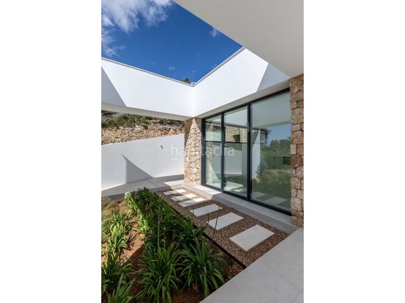 Foto 9e9968a0-0c55-4e97-bd3b-d4ba5e653079. Casa a Roca Llisa Santa Eulària