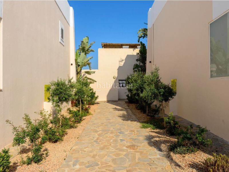 Foto 8fffecb8-7a9d-4aae-9843-7ed15619d7a6. Casa adossada a Cala Vedella-Cala Tarida Sant Josep de sa Talaia