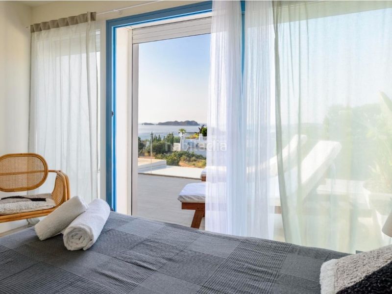 Foto ff0efda6-f50a-4c7a-8332-32a7c8aff066. Casa adossada a Cala Vedella-Cala Tarida Sant Josep de sa Talaia