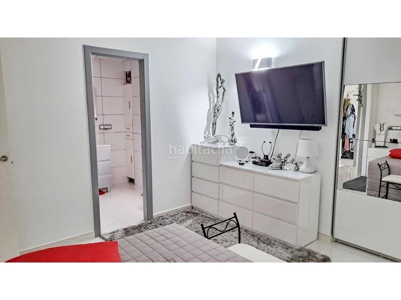 Foto a3e69517-d39a-46fd-8456-752a390e263f. Edifici a S´Eixample-Can Misses Ibiza