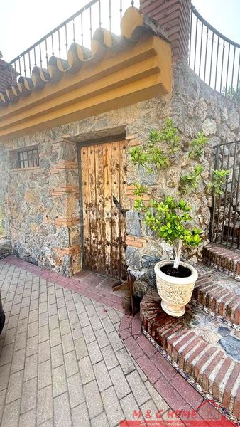 Foto a88d7595-4bb5-4e66-bc03-bc077c05cbfd. Casa amb piscina a Cortijo de Maza - Finca Monsalvez - El Olivar Málaga