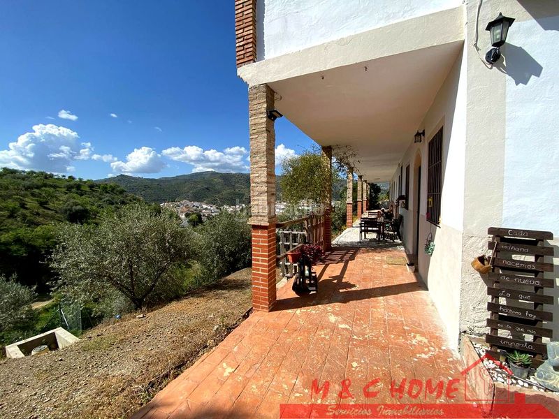 Foto dcbaac27-9062-4819-986e-5db7ae390e26. Finca rústica a Riogordo