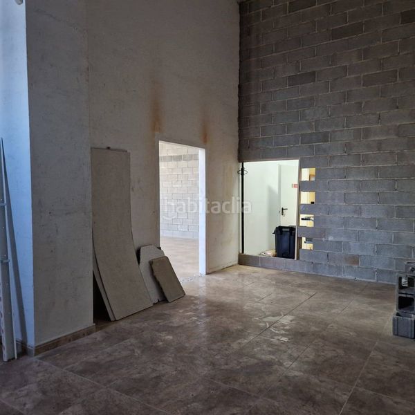 Foto 732171fa-333f-45c7-b471-99243e8fb0f4. Local comercial a Masia Nova-Solicrup Vilanova i la Geltrú