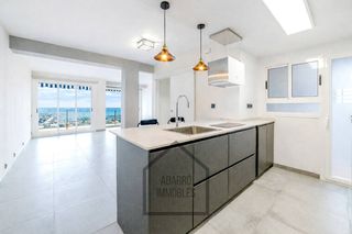 Appartement à Passeig marítim 92. Piso en venta en vilanova i la geltrú  barri de mar