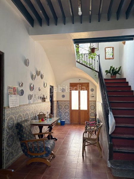 Foto 8f22b0fa-502d-4257-b094-6df2e7eac218. Casa amb xemeneia aparcament a Berja