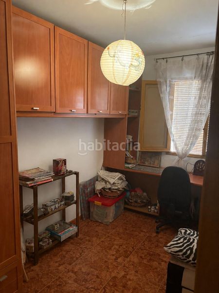 Foto d41db2fa-dea0-4ffc-8180-9d5d19d3208d. Casa adossada a Berja