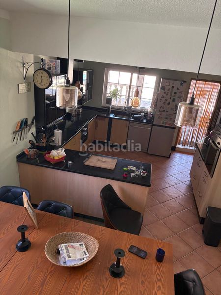 Foto ca03d905-7b1f-48a3-97f2-b582339578d9. Casa adossada amb xemeneia piscina a Berja