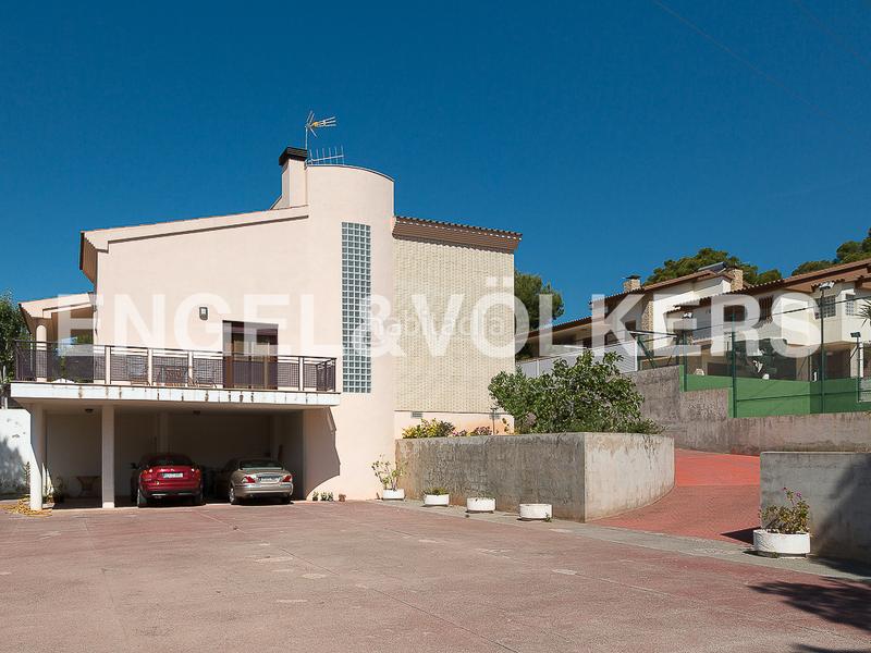 Foto 31d5e6d1-f216-4d40-a1cb-76cd04c51e75. Maison avec chauffage parking piscine dans Montornés-Las Palmas-El Refugio Benicasim / Benicàssim