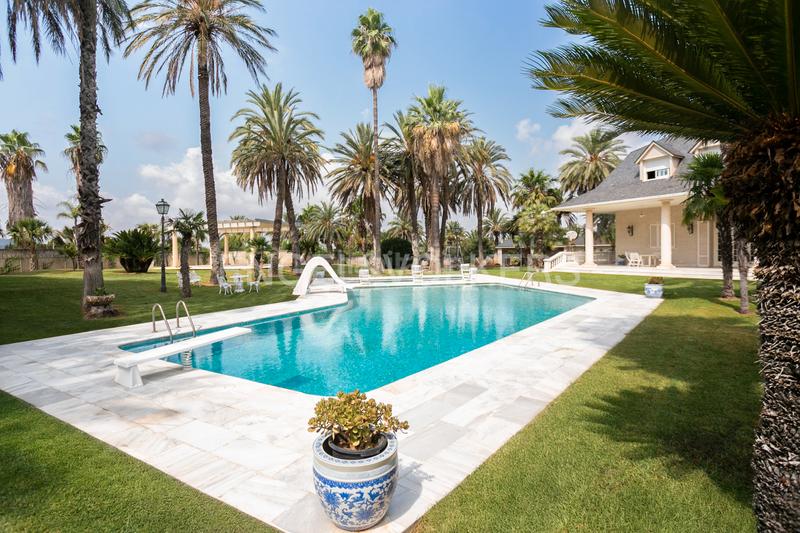 Foto 0206ebd6-6216-46b8-b93a-cfce68b838be. Casa con riscaldamento parcheggio piscina in Gallipont Pobla de Vallbona (la)