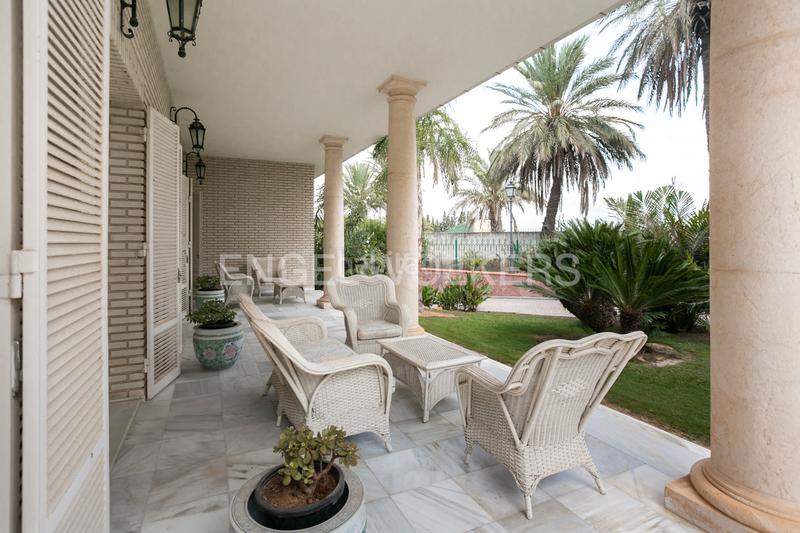 Foto 04fe0b9d-3b2c-4821-9bd7-b236f85f2471. Casa con riscaldamento parcheggio piscina in Gallipont Pobla de Vallbona (la)