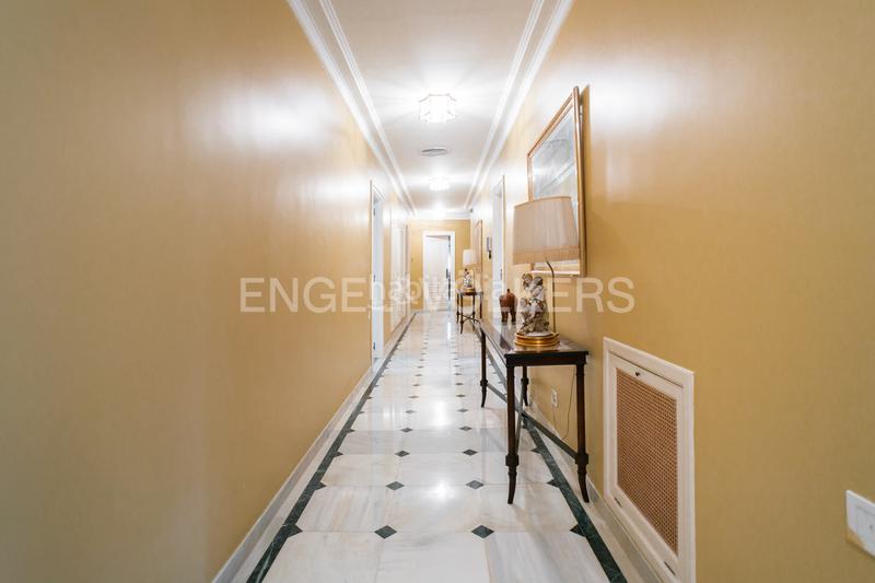 Foto 2d2801b3-9357-4a75-8d8f-913b99357c9f. Casa con riscaldamento parcheggio piscina in Gallipont Pobla de Vallbona (la)