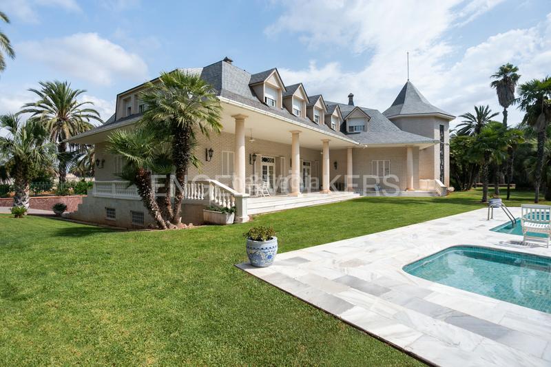 Foto 718c454c-9628-4b11-9bb0-9af92f279226. Casa con riscaldamento parcheggio piscina in Gallipont Pobla de Vallbona (la)