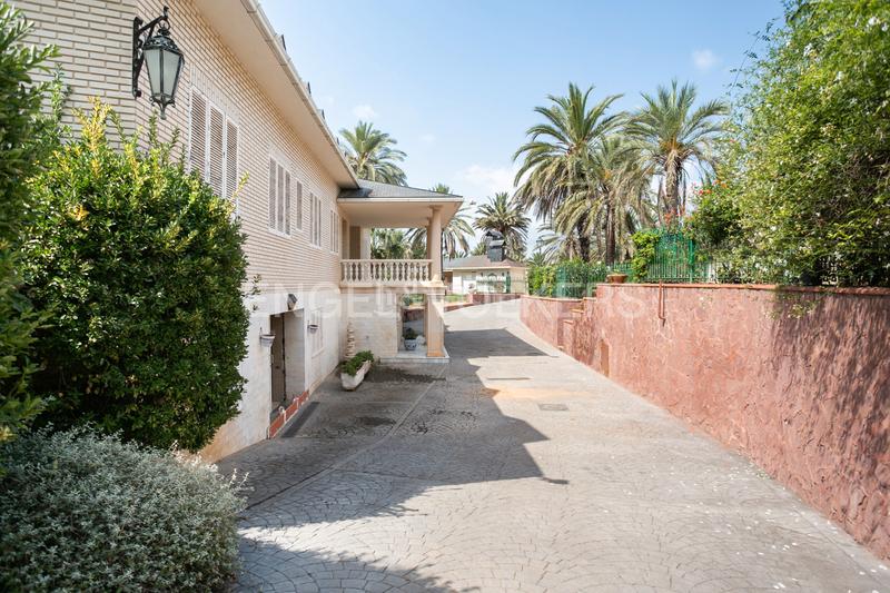 Foto 951053e3-0622-4f21-abef-4ee67fd85c18. Casa con riscaldamento parcheggio piscina in Gallipont Pobla de Vallbona (la)