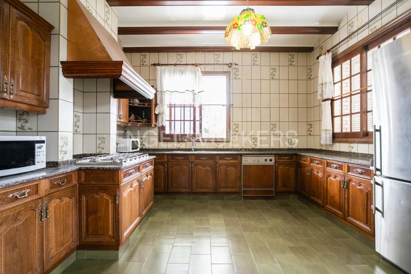 Foto 99519eae-2332-4641-ae8a-e9421d922168. Casa con riscaldamento parcheggio piscina in Gallipont Pobla de Vallbona (la)