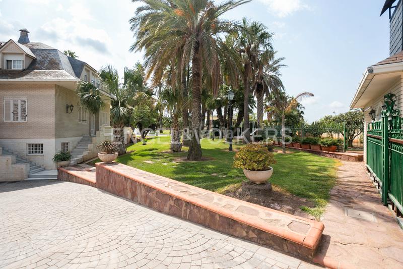 Foto a81a7d45-f642-4378-ba00-859024a293a1. Casa con riscaldamento parcheggio piscina in Gallipont Pobla de Vallbona (la)