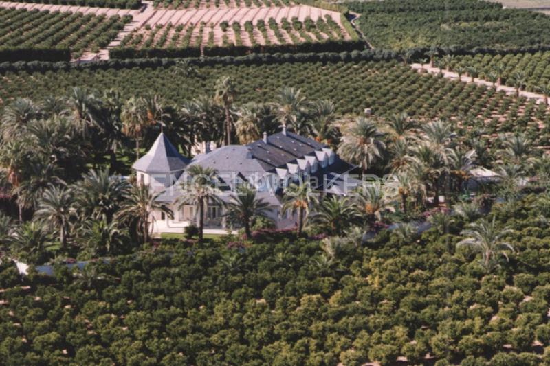 Foto b35acc44-4805-4b62-b05d-3feadd96483c. Casa con riscaldamento parcheggio piscina in Gallipont Pobla de Vallbona (la)