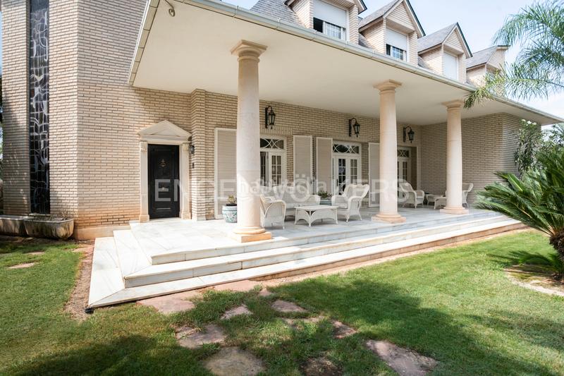 Foto b93dd476-be57-4ba5-a719-b22e9ea01079. Casa con riscaldamento parcheggio piscina in Gallipont Pobla de Vallbona (la)