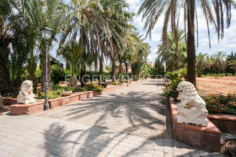 Foto efd6bab1-7ebd-4ad9-9cd4-5398c160e5eb. Casa con riscaldamento parcheggio piscina in Gallipont Pobla de Vallbona (la)