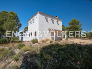 Masia a Requena. Oportunidad única en requena utiel! venta de finca rústica de 15