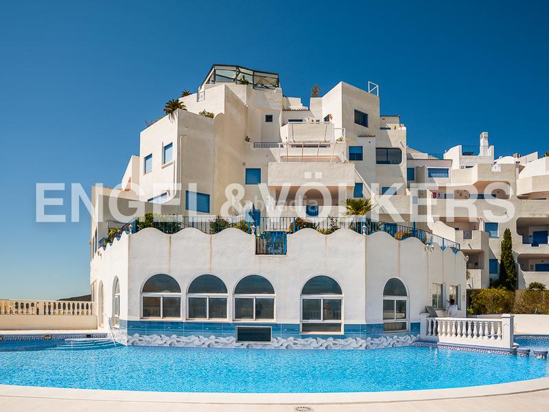 Foto 8c9001e7-f002-4b2a-bca2-105fd9927f70. Àtic amb calefacció aparcament piscina a Las Atalayas-Urmi-Cerro Mar Peñíscola