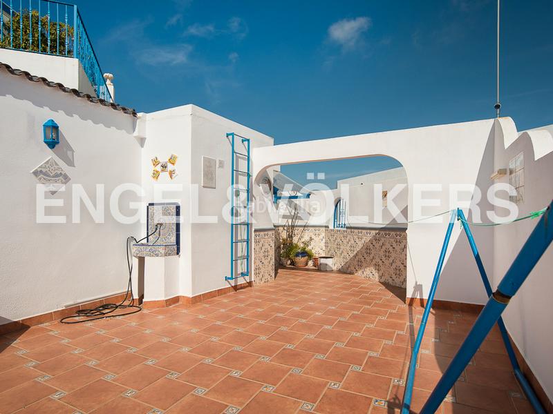 Foto e18b047f-d984-4124-bdf9-c888968511d1. Àtic amb calefacció aparcament piscina a Las Atalayas-Urmi-Cerro Mar Peñíscola