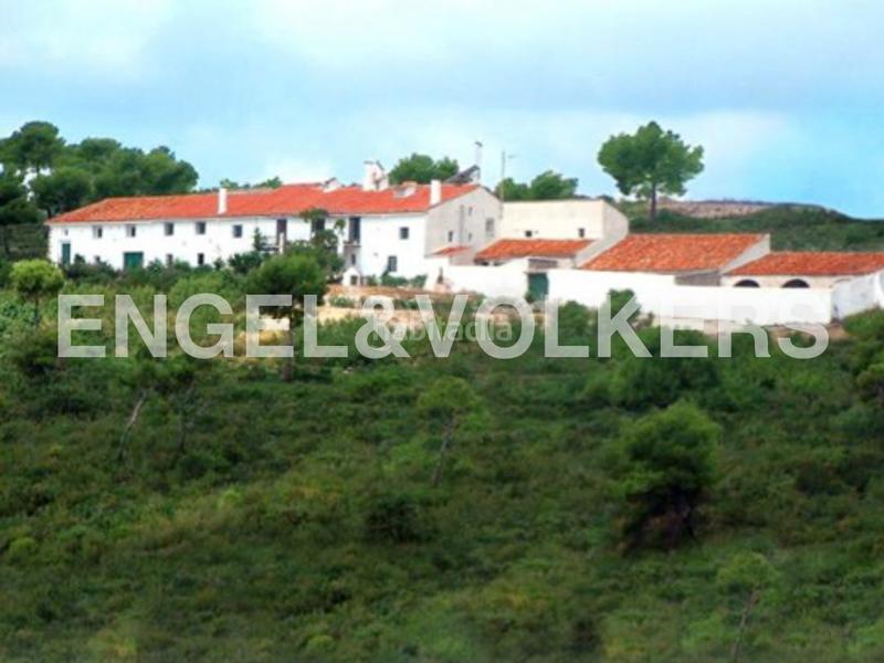 Foto e25e3c7f-55b8-45f2-965b-0f631ff8c2f0. Masía excepcional masía en Segorbe