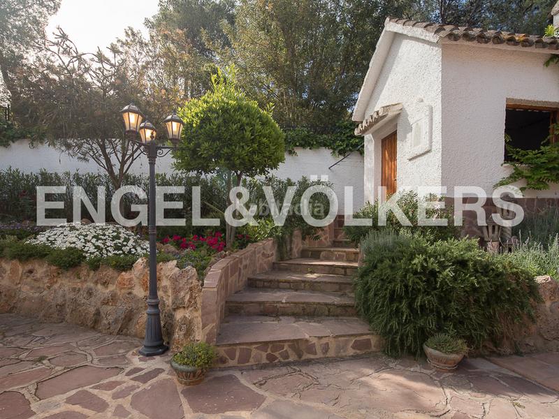 Foto 55eeb95a-8bff-46b5-9aff-9b139d765fa2. Casa con riscaldamento parcheggio piscina in Monteamor-La Carrasca-El Peucal Náquera
