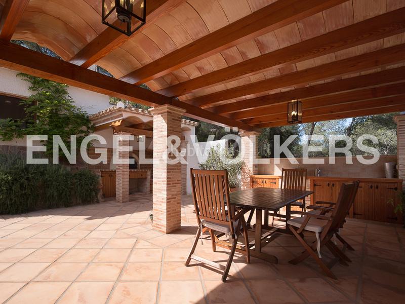 Foto 71a638fc-9b55-473b-9ef2-8b4a932a5a3c. Casa con riscaldamento parcheggio piscina in Monteamor-La Carrasca-El Peucal Náquera