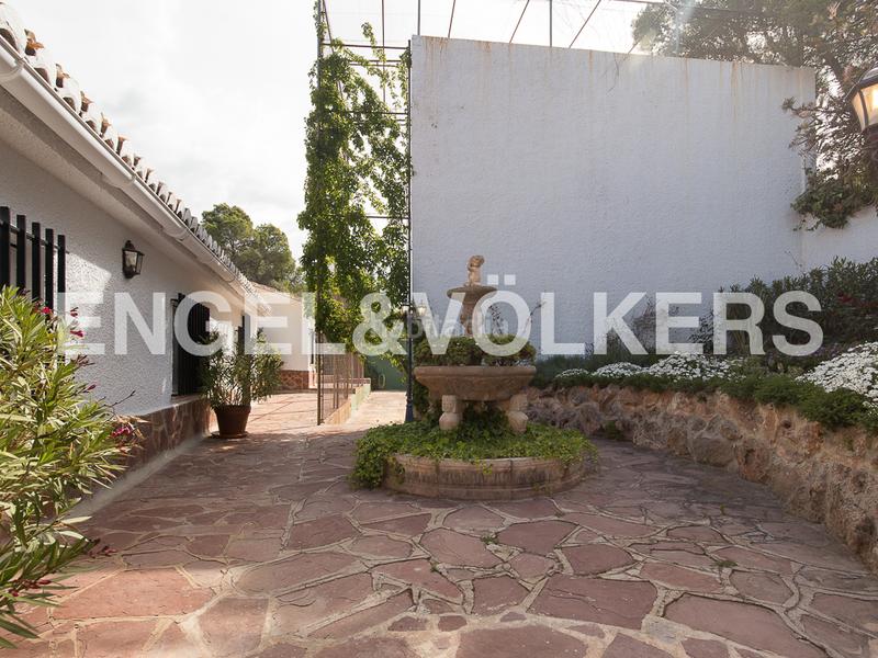Foto ded11902-8ebe-42d5-962a-55cd1407b77c. Casa con riscaldamento parcheggio piscina in Monteamor-La Carrasca-El Peucal Náquera