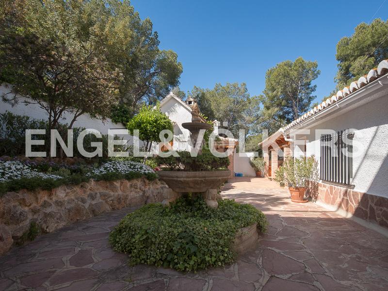 Foto e95a8fd6-ea10-4c23-a9d3-c269801a1139. Casa con riscaldamento parcheggio piscina in Monteamor-La Carrasca-El Peucal Náquera