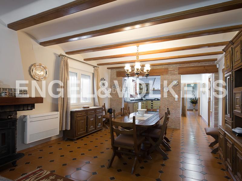 Foto fa89fd52-8302-4528-a7c3-181bedc15fe8. Casa con riscaldamento parcheggio piscina in Monteamor-La Carrasca-El Peucal Náquera