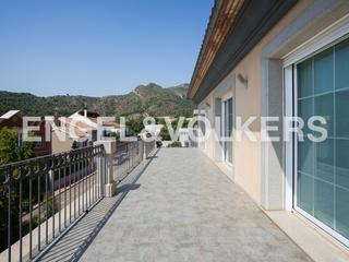 Haus  Estanislao marco. Propiedad exclusiva con 624 m de elegancia y confort
