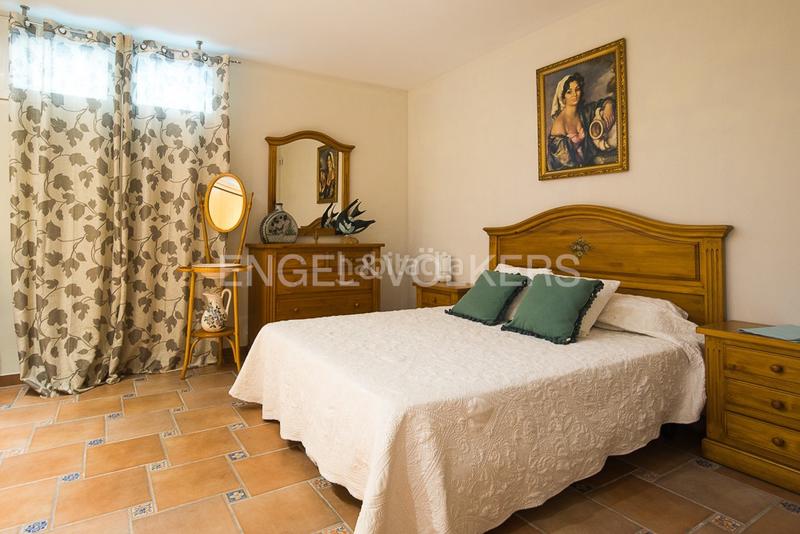 Foto 2cded4c1-6879-4a54-b336-ea352daceb44. Maison avec chauffage parking piscine dans Corinto-Almardà Sagunt