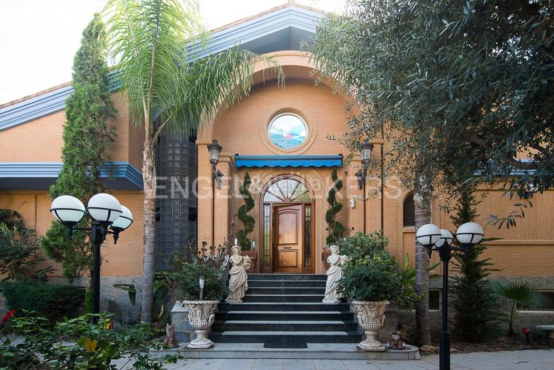 Foto 5592bc34-591e-47db-a970-0675987c8e6b. Maison avec chauffage parking piscine dans Corinto-Almardà Sagunt