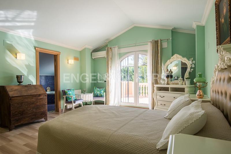 Foto 6e3199e9-53ee-4922-b389-a5e05ef7e378. Maison avec chauffage parking piscine dans Corinto-Almardà Sagunt