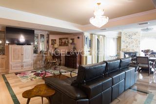 Casa a Corinto-Almardà. Lujosa y amplia mansion junto al mar en canet