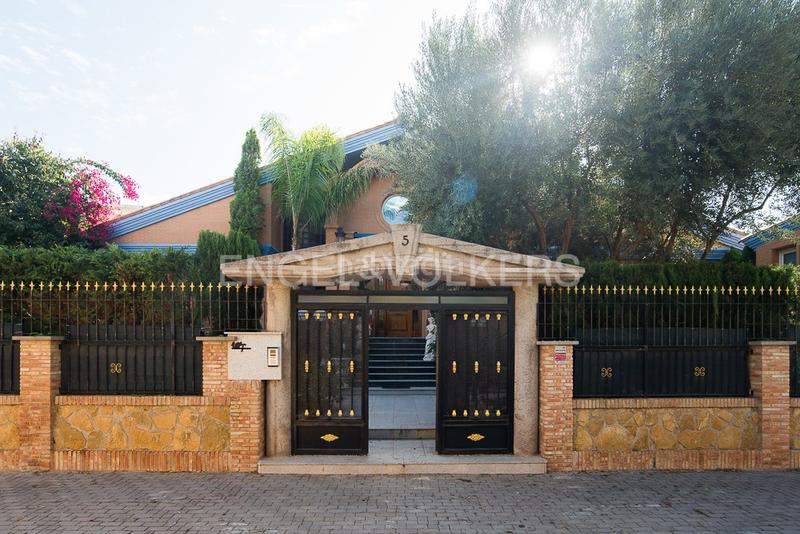 Foto 8ab65356-0065-4614-b615-b849ecd886d6. Maison avec chauffage parking piscine dans Corinto-Almardà Sagunt