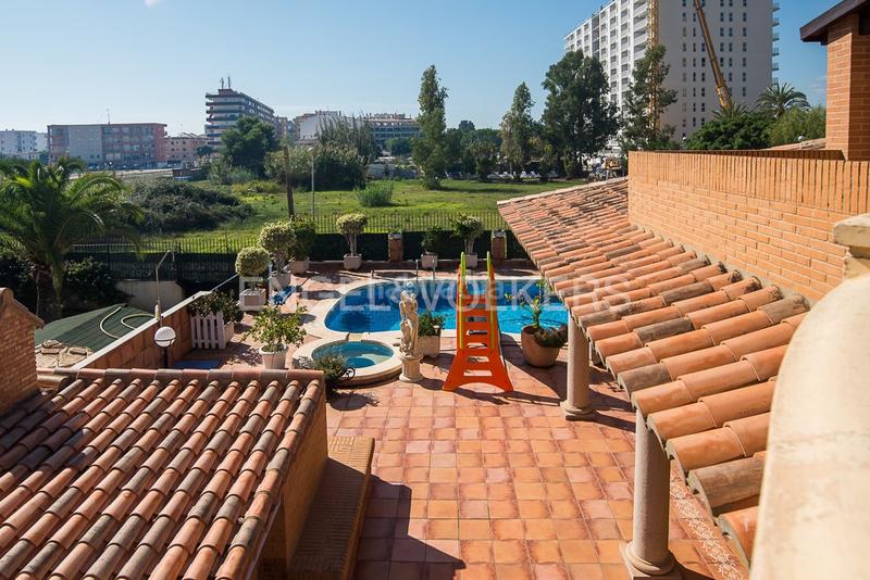 Foto a88cc40f-8670-4a1a-aa8a-40cc4e6c04ab. Maison avec chauffage parking piscine dans Corinto-Almardà Sagunt