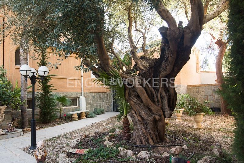 Foto c98e0477-b575-4fdd-9d73-88338bb67863. Maison avec chauffage parking piscine dans Corinto-Almardà Sagunt