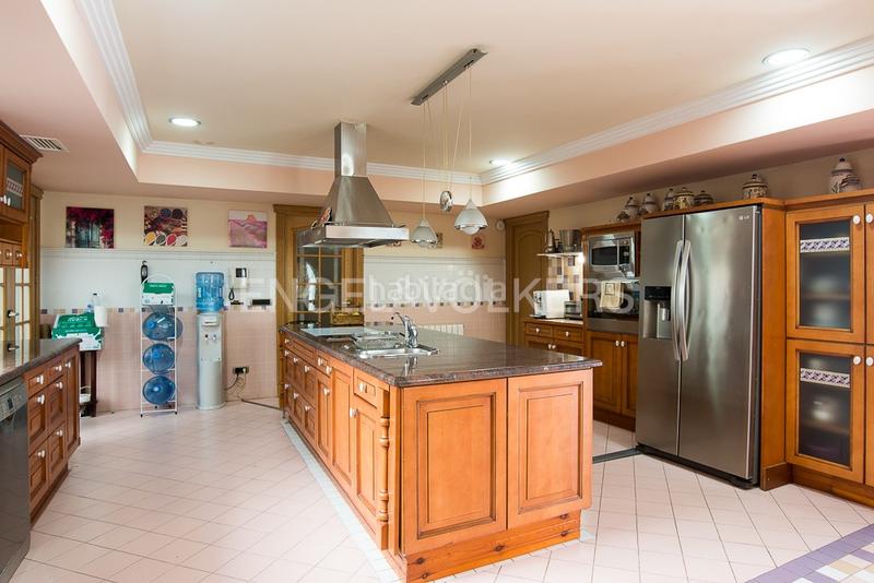 Foto d6c447f9-fb0d-4ea6-8e15-a64f49a39cab. Maison avec chauffage parking piscine dans Corinto-Almardà Sagunt