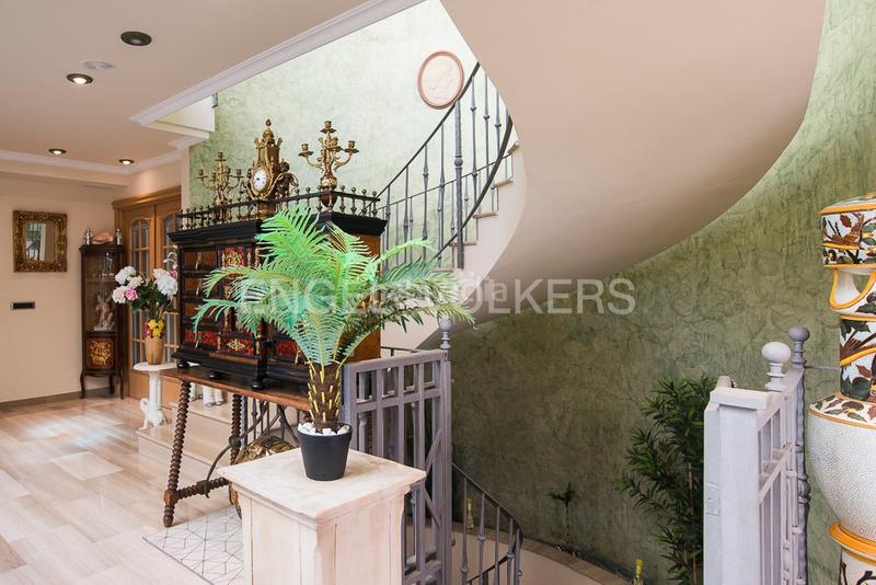 Foto dd6a8bfc-524c-40d4-9ac6-2186c51d6da8. Maison avec chauffage parking piscine dans Corinto-Almardà Sagunt