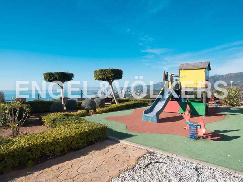 Foto d8d4366b-09e0-4857-a78e-92ef56905676. Affitto attico con riscaldamento parcheggio piscina in Oropesa del Mar