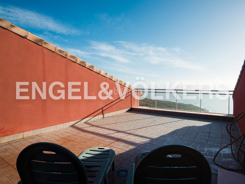 Foto 1b791fd1-04c3-4982-8337-6af4b3654f99. Lloguer àtic amb calefacció aparcament piscina a Oropesa del Mar