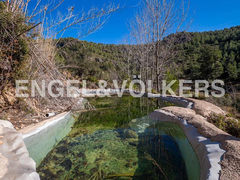 Foto 86967fce-243d-4afc-9604-cb2b02f72d9e. Terreny residencial a Moixent