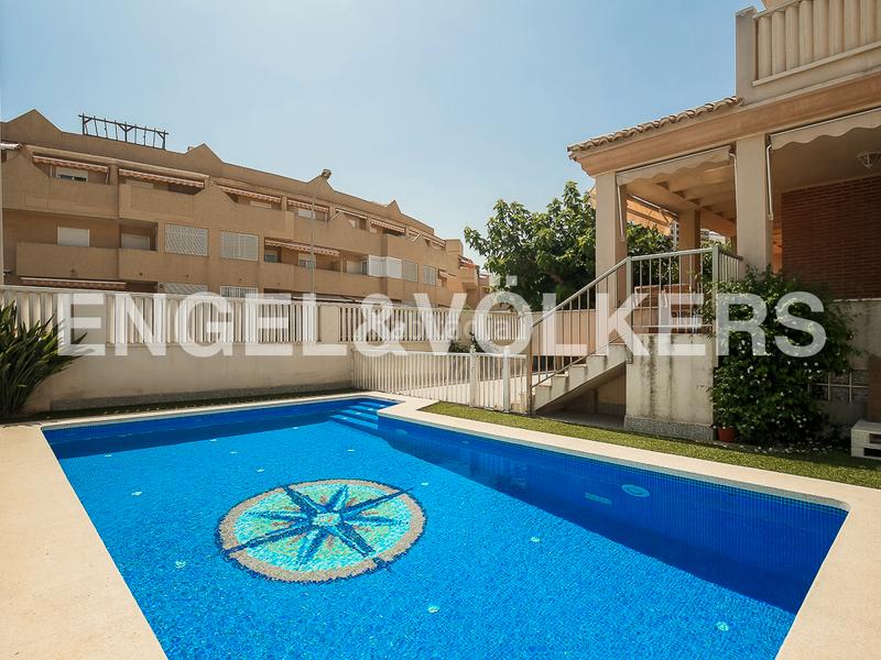 Foto b136271e-4408-478b-8986-8dfa3e48431b. Lloguer masia amb calefacció aparcament piscina a Cullera