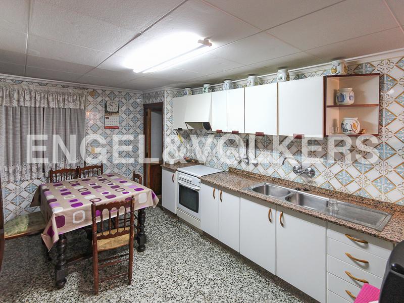 Foto c993b4ab-f9d3-4c32-af76-68f5f8974c5d. Maison avec chauffage parking dans Xàtiva