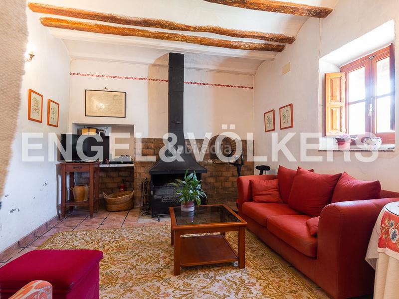 Foto 0a03a9a1-e70d-43df-9c6b-f86a62d164c6. House with heating parking in Centro Ontinyent