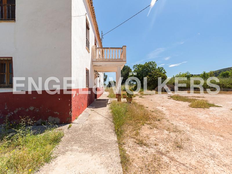 Foto 65062e8a-2f75-4a11-980c-1ecee0202d6d. House with heating parking in Centro Ontinyent